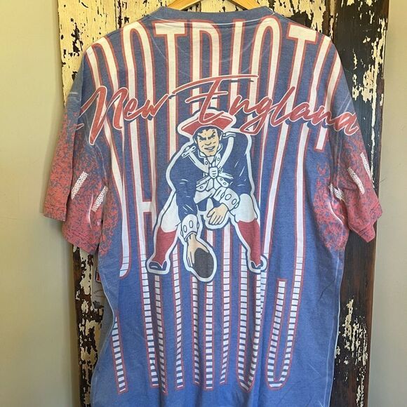 NWT New England Patriots NFL Mitchell & Ness throwback Jumbotron XXL T-shirt - Picture 2 of 12
